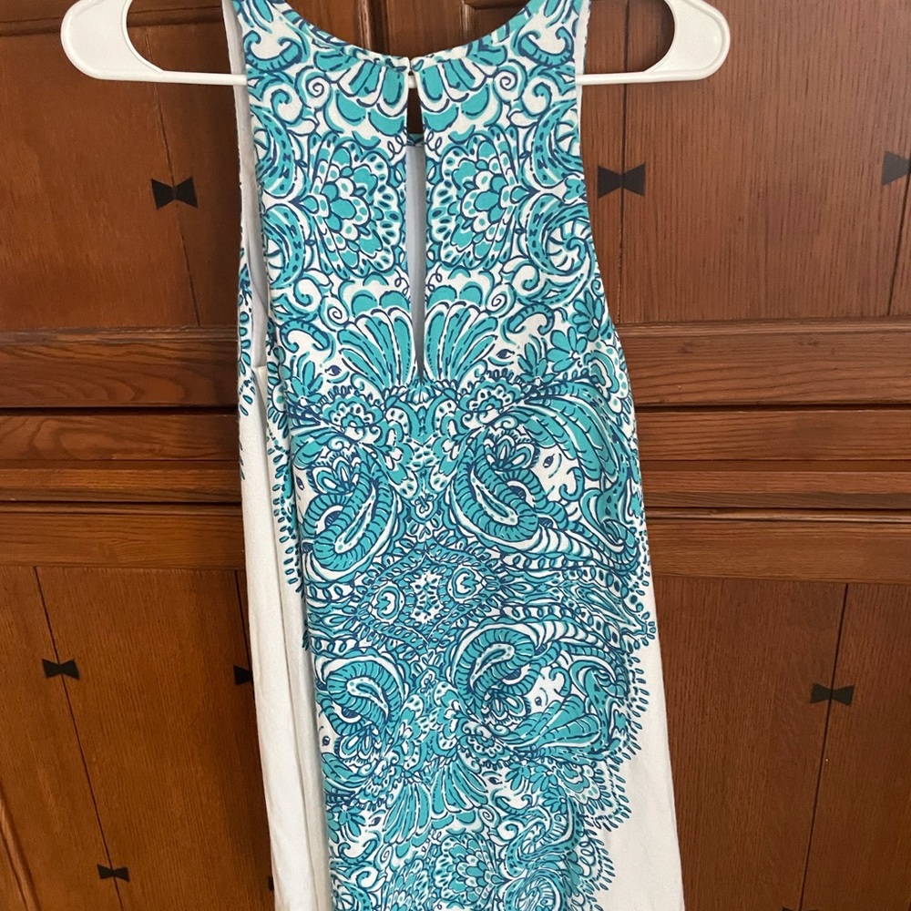 Lilly Pulitzer Dress Size XS size Runs bigger